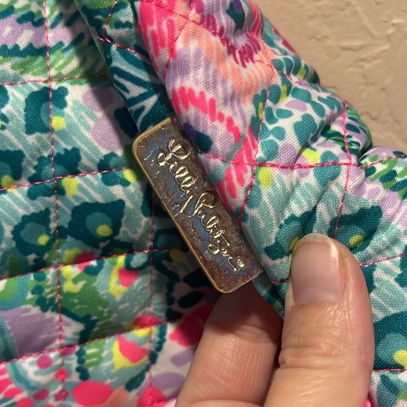 Lilly Pulitzer Quilted String Backpack - Picture 8 of 9